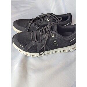 On Cloud runner 2 Womens Size 8 Black